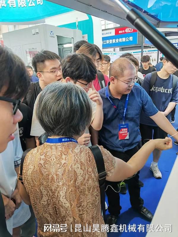 2024 寧波國際機(jī)床展昊騰鑫全自動切鋁機(jī)次日強(qiáng)勢吸睛