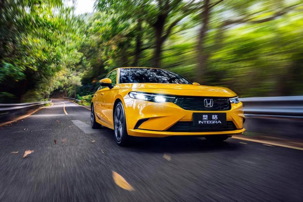 九游官網(wǎng)入口：年輕人的第一臺(tái)平民性能賽車(chē)首選實(shí)力越級(jí)的型格(圖1)