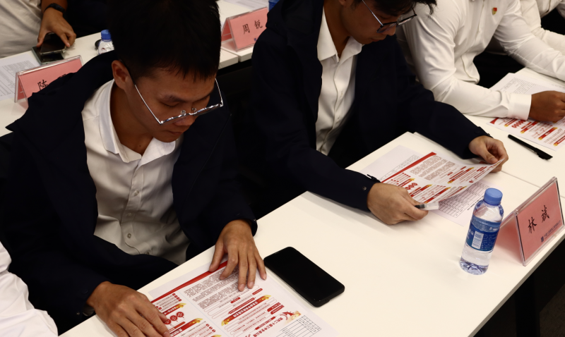 九游app：中建八局裝飾公司華南分公司開展2024屆新員工入職百日系列活動(圖2)