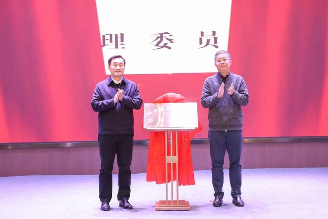 南京商業(yè)地產(chǎn)周報 南京出臺14條舉措促進(jìn)服務(wù)消費(fèi)高質(zhì)量發(fā)展；龍江新城市廣場二期加速推進(jìn)……(圖2)