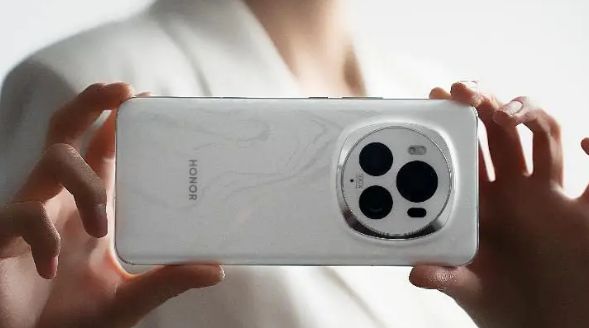 2024耐用性強的3打手機：流暢不卡頓防水耐摔三年無憂(圖4)