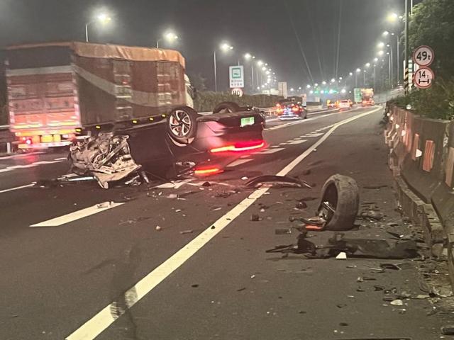 智己L7側(cè)翻事故車主發(fā)聲：僅受擦傷還是要買智己