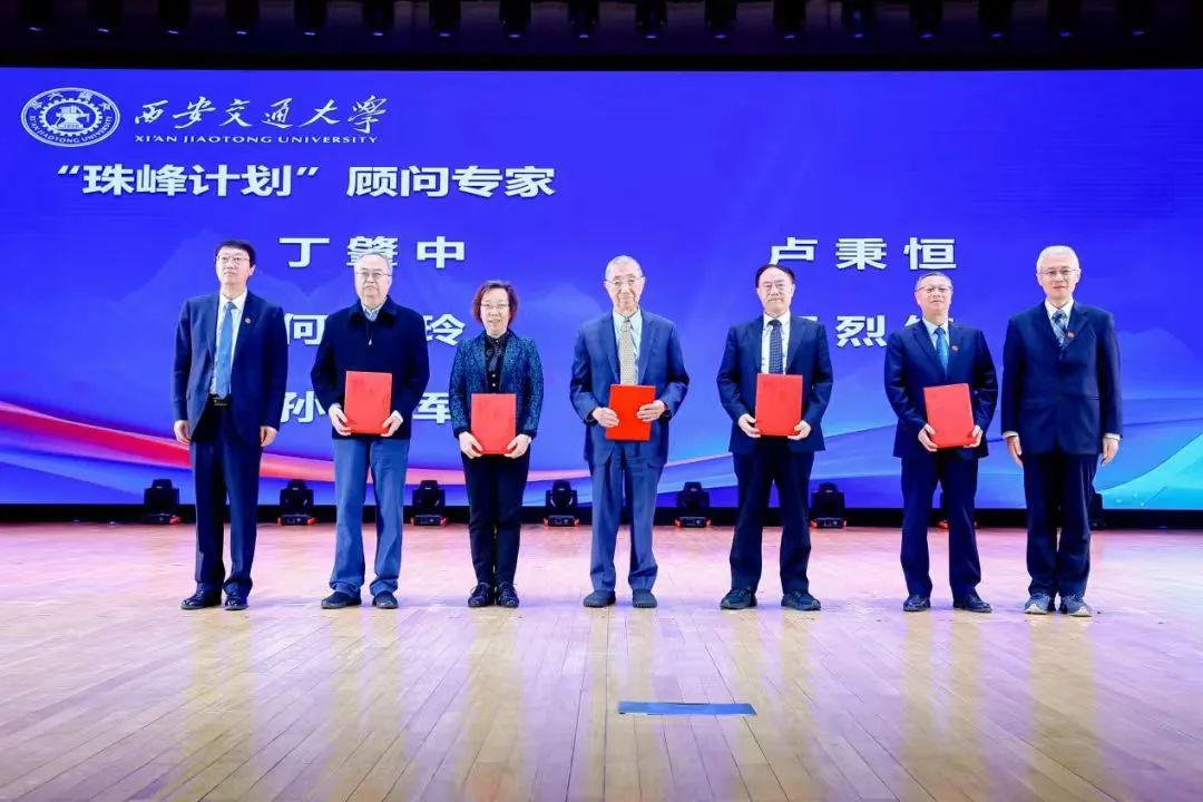 九游官網(wǎng)入口：攻堅克難、薪火相傳！為這個團隊點贊(圖4)