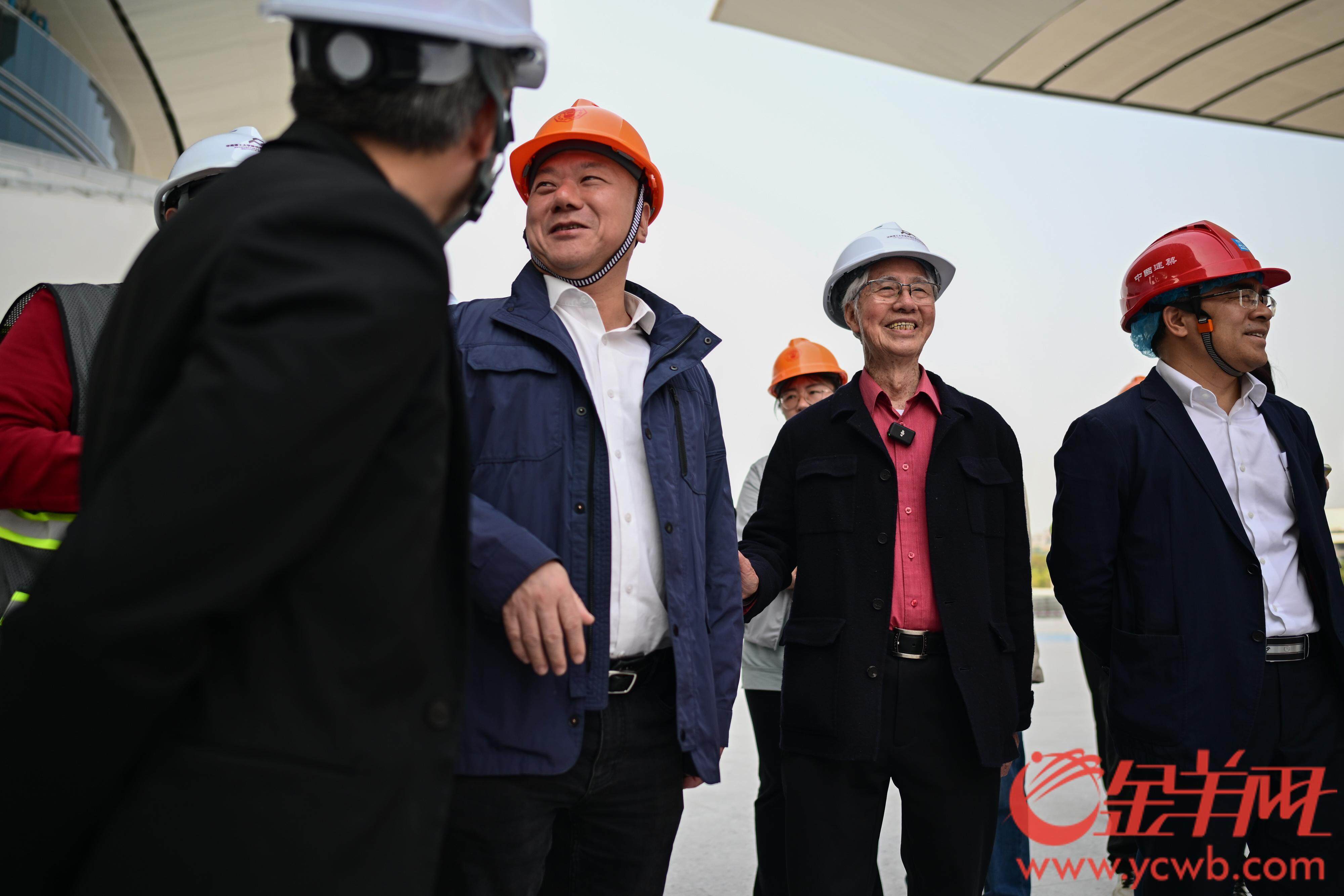 十五運會主場館最新內(nèi)景曝光！中國工程院院士何鏡堂揭秘改造亮點