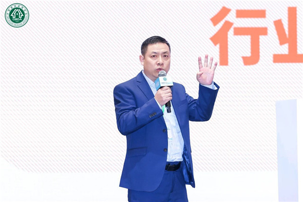 深裝集團(tuán)承辦中國(guó)建筑裝飾協(xié)會(huì)公裝分會(huì)年會(huì)隆重召開(圖3)