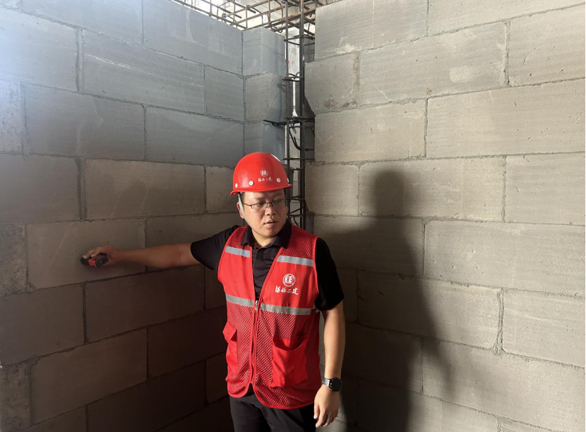 匠心筑夢顯非凡 扎根一線鑄輝煌——集團勞動模范、省二建公司王世佳先進事跡