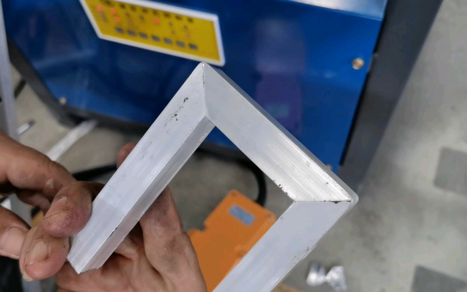 九游官網(wǎng)入口：江順科技：鋁型材產(chǎn)品廣泛應(yīng)用于建筑裝飾、軌道交通等領(lǐng)域